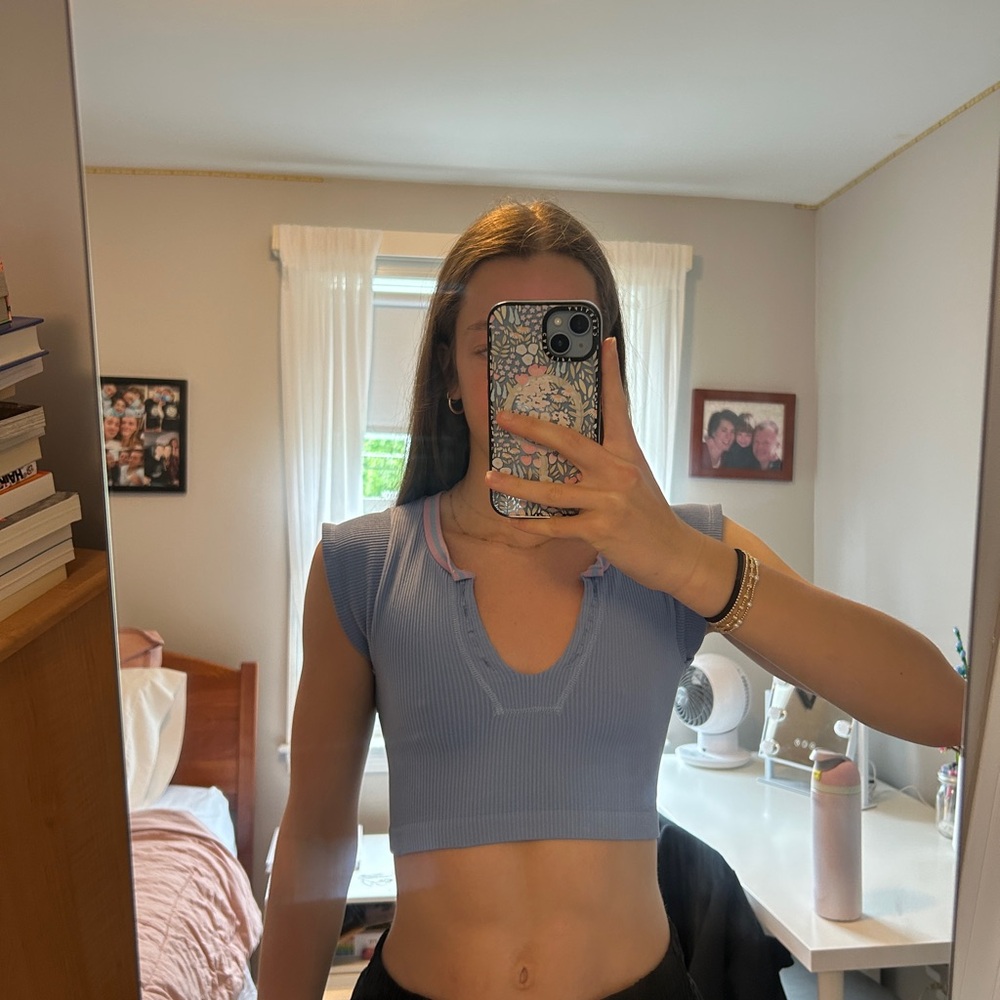 pink and blue urban outfitters women’s go for gold crop top🩵🩷